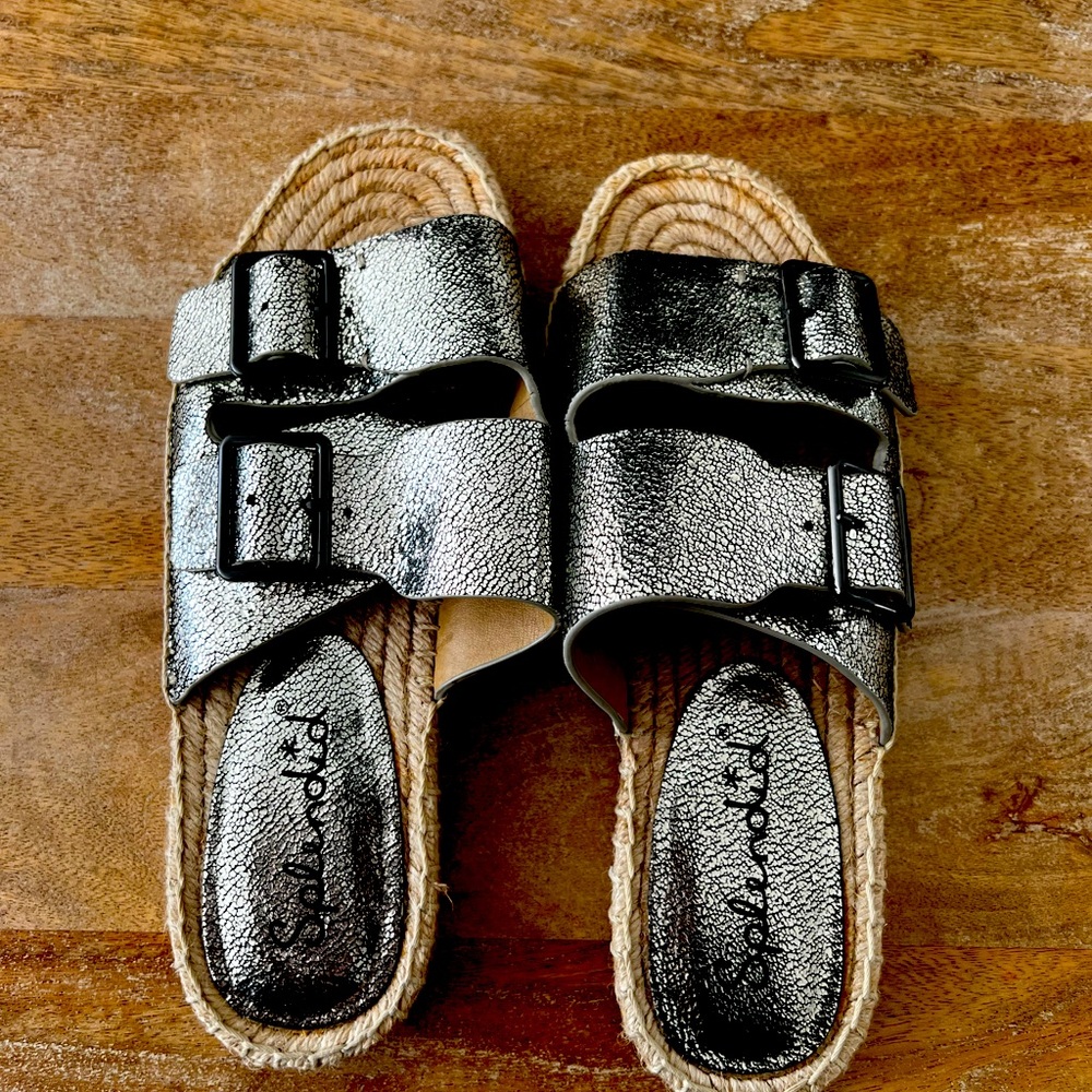 Brand New splendid sandals - size 8 Birkenstock style
